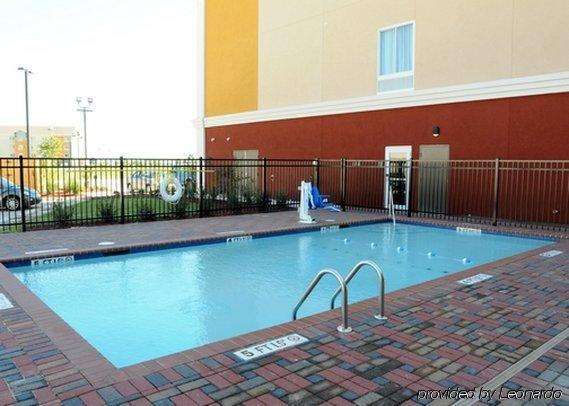 Comfort Suites Near Tanger Outlet Mall Gonzales Extérieur photo